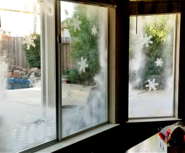 How to decorate windows with fake snow spray